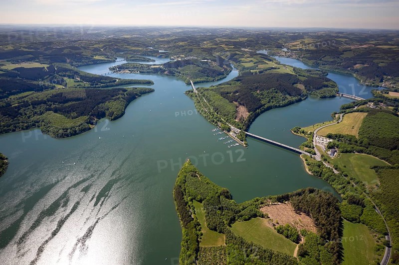 Aerial view, Biggesee, dam, Listertalsperre - dam wall, Yacht-Club Lister am Biggesee, bridge, Attendorn, Sauerland, North Rhine-Westphalia, Germany, Biggetalsperre, boats, jetty, jetty, DE, Europe, national road L512, aerial view, aerial photography, aerial photography, lake, sailing boats, dam wall, overview, bird's-eye view, forest area, yachts, birds-eyes view, overview