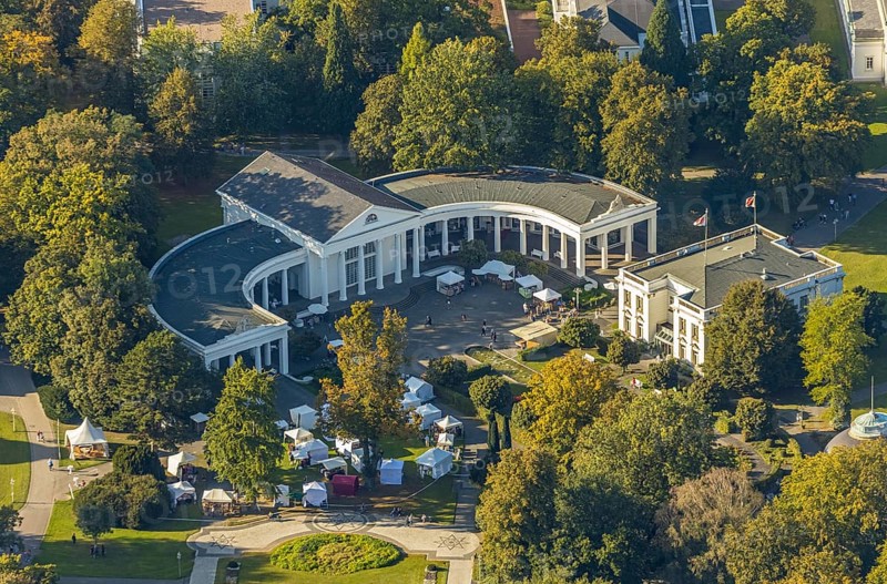 Aerial view, Bad Oeynhausen State Spa, Wandelhalle, Bad Oeynhausen, East Westphalia-Lippe, North Rhine-Westphalia, Germany, DE, Europe, Im Kurgarten, culture, art, spa gardens, aerial view, aerial photography, aerial photography, OLWBUCH, OWL, OWL-Buch, East Westphalia, overview, events, venue, event location, bird's-eye view, birds-eyes view, cultural use, overview