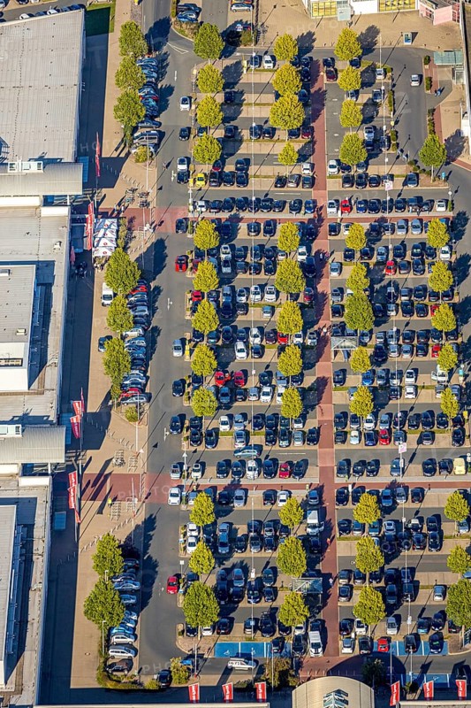 Aerial view, Werre-Park, parking, Rehme, Bad Oeynhausen, Ostwestfalen-Lippe, North Rhine-Westphalia, Germany, DE, shopping centre, shopping mall, shopping mile, shopping markets, shopping place, shopping centre, Europe, aerial view, aerial photography, aerial photography, local supply centre, OLWBUCH, OWL, OWL-Buch, Ostwestfalen, shopping, shopping centre, overview, birds-eyes view, overview