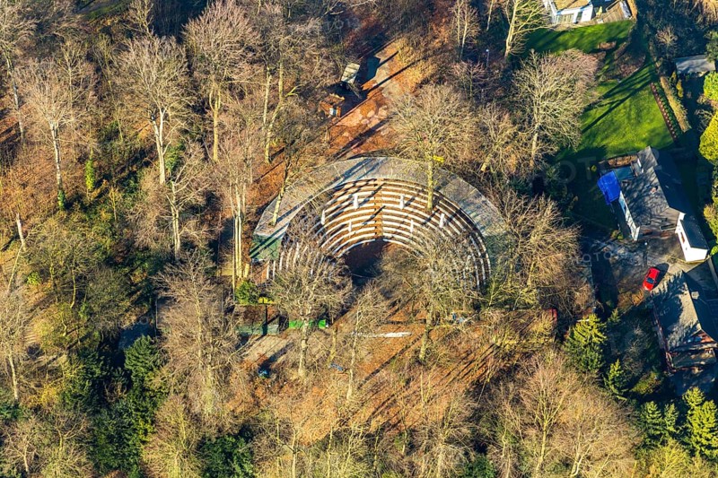 Aerial view, Waldbühne Südpark, semicircular theatre arena, open air theatre, Höntrop, Bochum, Ruhr area, North Rhine-Westphalia, Germany, DE, Europe, culture, art, aerial photography, aerial photography, aerial photography, open air theatre, drama, theatre, overview, bird's eye view, birds-eyes view, cultural use, overview