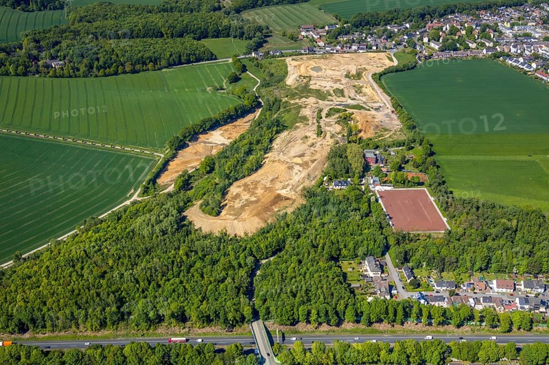 Aerial view, construction site Harpener Bach, Harpener Hellweg, Werne, Bochum, Ruhr area, North Rhine-Westphalia, Germany, construction, construction area, construction site, DE, development, Europe, aerial view, aerial photography, aerial photography, Nörenbergstraße, sports field SC Werne 02 e.V. - Platz Amalia, tennis court SG Werne 06/19, overview, bird's-eye view, meadows and fields, birds-eyes view, overview