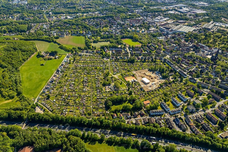 Aerial view, allotment garden association Bochum-Riemke, construction site Urban Green Bochum-Riemke, Bochum, Ruhr area, North Rhine-Westphalia, Germany, DE, Europe, community garden, allotment garden, allotment garden site, allotment garden association, aerial view, aerial photography, aerial photography, allotment garden, overview, bird's-eye view, overview
