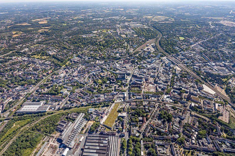 Aerial view, overview Bochum city centre from west to east with central station, Westring, Kruppwerke, Bochum, Ruhr area, North Rhine-Westphalia, Germany, DE, Europe, birds-eyes view, aerial photography, aerial photography, overview, bird's eye view, urban planning, reconstruction measures, construction site, overplanning