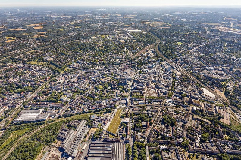 Aerial view, overview Bochum city centre from west to east with central station, Westring, Kruppwerke, Bochum, Ruhr area, North Rhine-Westphalia, Germany, DE, Europe, birds-eyes view, aerial photography, aerial photography, overview, bird's eye view, urban planning, reconstruction measures, construction site, overplanning