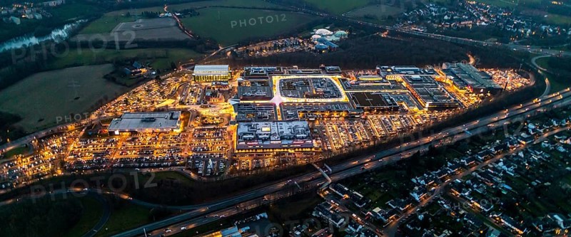 Aerial view, shopping centre Ruhr Park Bochum, A40, B1, Ruhrschnellweg, Harpen, Bochum, Ruhr area, North Rhine-Westphalia, Germany, DEU, Europe, birds-eyes view, aerial view, aerial photography, aerial photography, overview, bird's eye view