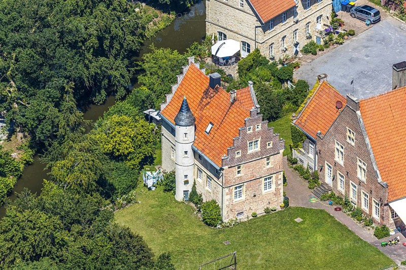 Aerial view, Haus Runde, event location, Billerbeck, Münsterland, North Rhine-Westphalia, Germany, DE, Esking, Europe, moat, wedding location, aerial view, aerial photography, aerial photography, rectory, renaissance complex, renaissance style, registry office, tower, overview, events, venue, event location, bird's-eye view, birds-eyes view, overview