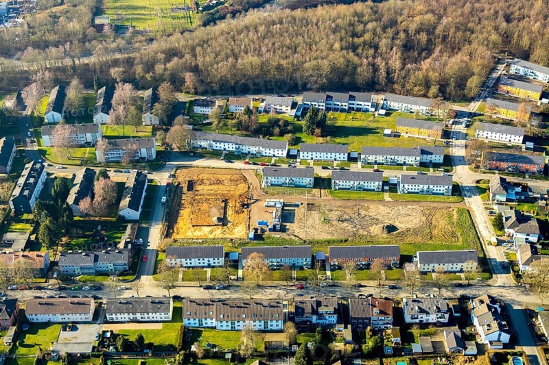 Aerial view, construction site, new build, new build flats Im Nörenberger Feld, Werne, Bochum, Ruhr area, North Rhine-Westphalia, Germany, construction work, construction area, construction site, construction measure, construction project, DE, development, Europe, Im Nörenberger Feld, capacity requirement, aerial photograph, aerial photography, aerial photography, new build, new build flats, terraced houses, overview, Vivawest, bird's eye view, birds-eyes view, overview