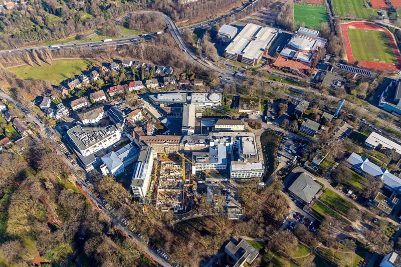 Aerial view, St. Josef Hospital Bochum, Ruhr University Hospital Bochum, construction site new building, Gudrunstraße, Grumme, Bochum, Ruhr area, North Rhine-Westphalia, Germany, construction area, construction site, building plots, construction project, construction site, DE, Europe, Clinic for Neurology at St. Josef Hospital Bochum, Clinic for Orthopaedics and Trauma Surgery at St. Josef Hospital Bochum, aerial view, aerial photography, aerial photography, new building, overview, bird's-eye view, overview