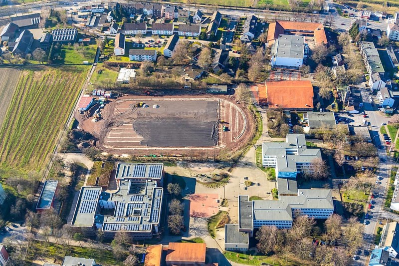 Aerial view, sports centre Westenfeld, construction site sports field, primary school Westenfeld, Hellweg-Schule Städt. Gymnasium, Maria-Sibylla-Merian-Gesamtschule, St.Nikolaus Kindergarten, Westenfeld, Bochum, Ruhr area, North Rhine-Westphalia, Germany, education, educational institution, DE, Europe, comprehensive school, primary school, primary tax, grammar school, real estate, kindergarten, teaching institute, aerial photograph, aerial photography, aerial photography, school, overview, bird's eye view, residential complex, living and life, residential area, residential buildings, housing estate, birds-eyes view, overview
