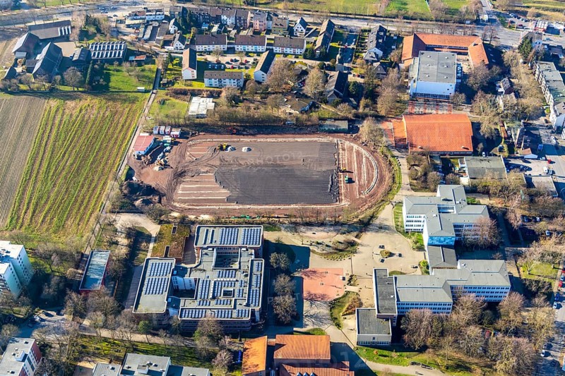 Aerial view, sports centre Westenfeld, construction site sports field, primary school Westenfeld, Hellweg-Schule Städt. Gymnasium, Maria-Sibylla-Merian-Gesamtschule, St.Nikolaus Kindergarten, Westenfeld, Bochum, Ruhr area, North Rhine-Westphalia, Germany, education, educational institution, DE, Europe, comprehensive school, primary school, primary tax, grammar school, real estate, kindergarten, teaching institute, aerial photograph, aerial photography, aerial photography, school, overview, bird's eye view, residential complex, living and life, residential area, residential buildings, housing estate, birds-eyes view, overview