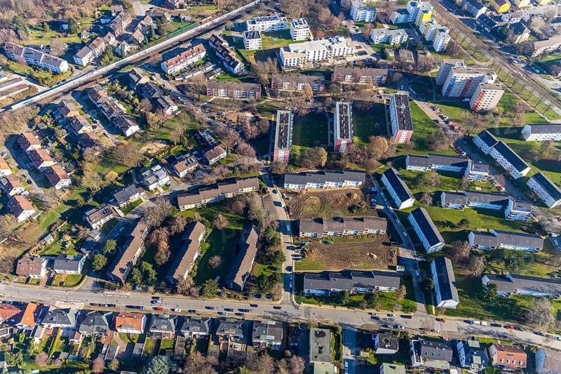 Aerial view, residential area and construction area Lohackerstrasse, Westenfeld, Bochum, Ruhr area, North Rhine-Westphalia, Germany, construction work, construction area, construction site, building plots, construction measure, construction project, construction site, DE, development, Europe, property tax, real estate, capacity requirement, aerial view, aerial photography, aerial photography, multi-family houses, new construction, terraced houses, overview, bird's eye view, residential complex, living and living, residential area, residential buildings, residential neighbourhood, residential estate, birds-eyes view, overview