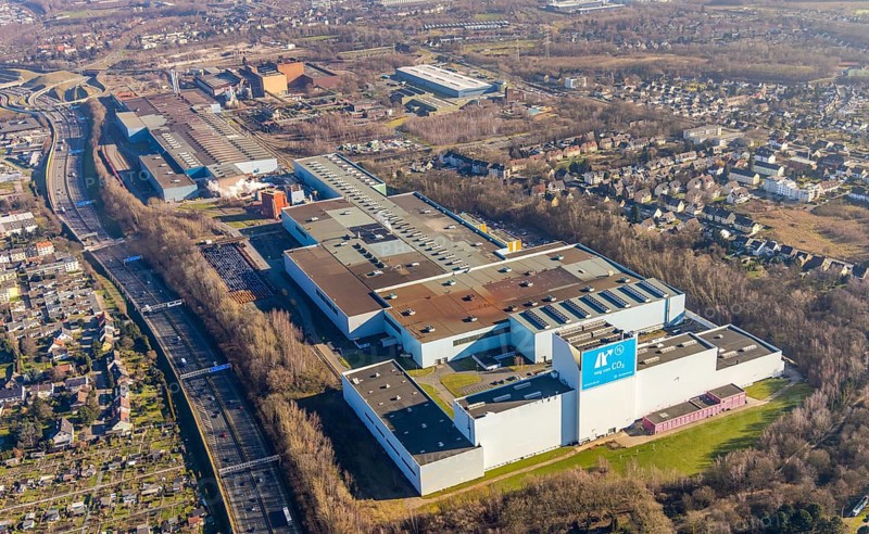 Aerial photo, thyssenkrupp Steel Europe AG Bochum plant, Essener Straße, Kruppwerke, Bochum, Ruhr area, North Rhine-Westphalia, Germany, DE, Europe, commercial area, commercial use, industrial plants, industrial area, industrial site, aerial photograph, aerial photography, aerial photography, production plants, production halls, steel manufacturer, overview, bird's-eye view, bird's-eye view, overview