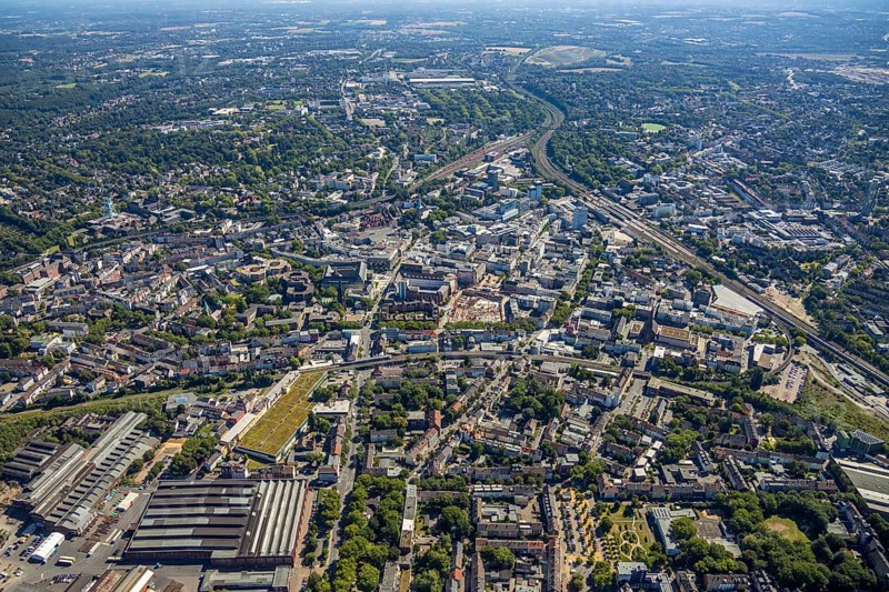 Aerial view, overview Bochum city centre from west to east with central station, Westring, Kruppwerke, Bochum, Ruhr area, North Rhine-Westphalia, Germany, DE, Europe, birds-eyes view, aerial photography, aerial photography, overview, bird's eye view, urban planning, reconstruction measures, construction site, overplanning
