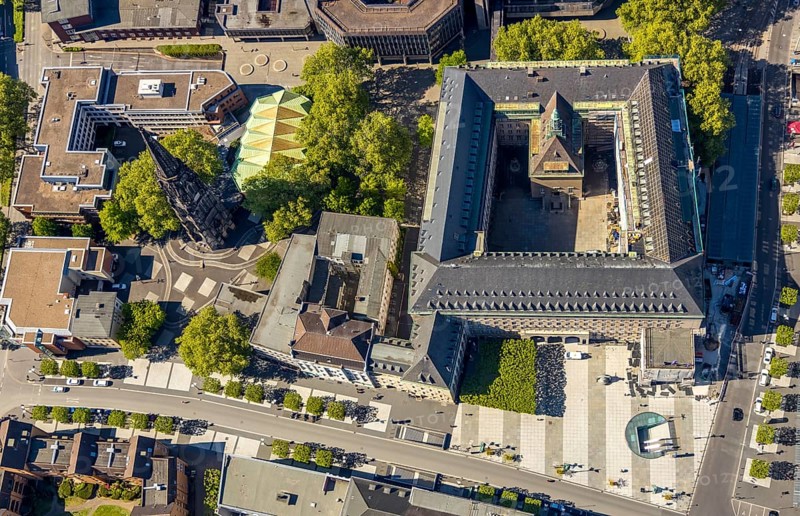 Aerial view, renovation of Bochum town hall with carillon, Willy-Brandt-Platz, Christus Kirche, Bochum, Ruhr area, North Rhine-Westphalia, Germany, authority, DE, Europe, aerial view, aerial photography, aerial photography, town hall, city administration, overview, administration area, bird's eye view, birds-eyes view, overview