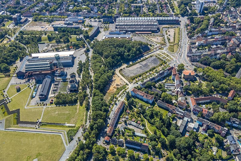 Aerial view, city centre west, Kultur Ruhr GmbH, Westpark, Gahlensche Straße, Alleestraße, Kruppwerke, Bochum, Ruhr area, North Rhine-Westphalia, Germany, DE, Europe, birds-eyes view, aerial photograph, aerial photography, aerial photography, overview, overview, bird's eye view, urban planning, reconstruction measures, construction site, overplanning