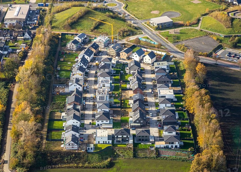 Residential estate Marie-Luise-Tanski-Straße, Bergen, Bochum, Ruhr area, North Rhine-Westphalia, Germany, DE, single-family houses, Europe, property tax, autumn colours, Hiltroper Höhe, hill, real estate, aerial view, aerial photograph, aerial photography, terraced houses, overview, bird's-eye view, residential estate, living and life, residential area, residential houses, quality of life, residential quarter, housing estate, birds-eyes view, overview