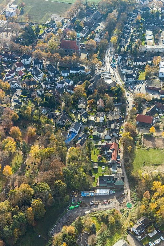 View of Hiltrop, Wiescherstraße, evang. Church of the Redeemer Bochum-Hiltrop, Bergen, Bochum, Ruhr area, North Rhine-Westphalia, Germany, place of worship, DE, Europe, religious community, place of worship, property tax, holy place, real estate, church, parish, denomination, aerial view, aerial photography, aerial photography, religion, religious site, overview, bird's-eye view, residential area, living and life, residential area, residential buildings, residential quality, residential neighbourhood, housing estate, birds-eyes view, overview