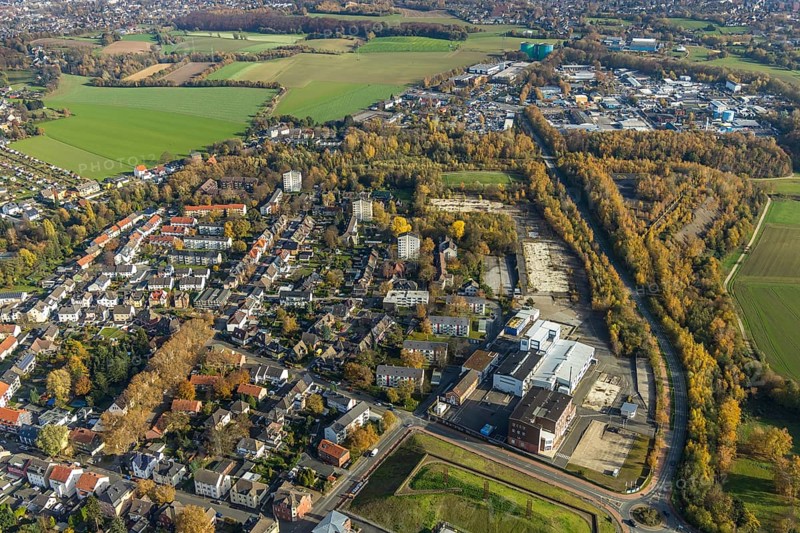 PPG Coatings Deutschland GmbH, Lothringer Straße, brownfields An der Halde, industrial estate Daimlerstraße, Dieselstraße, Gerthe, Bochum, Ruhr area, North Rhine-Westphalia, Germany, Bövinghauser Straße, DE, Europe, property tax, real estate, aerial photograph, aerial photography, aerial photography, overview, bird's-eye view, housing estate, housing and living, residential area, residential buildings, residential quality, residential neighbourhood, housing estate, birds-eyes view, overview