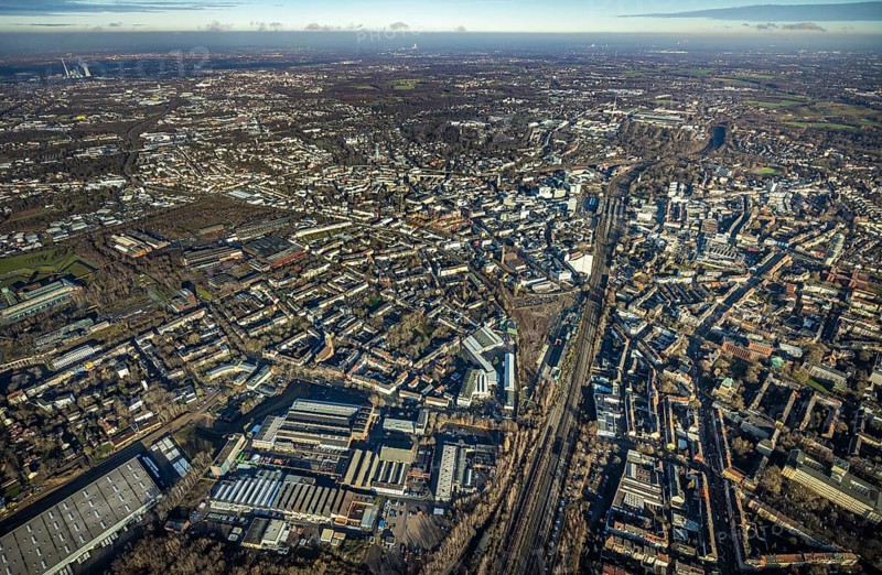 Aerial view, city overview Bochum from west with Gleisdreieck, Kortumstraße, Bermuda triangle, Bochum, Ruhr area, North Rhine-Westphalia, Germany, DE, Europe, birds-eyes view, aerial view, aerial photography, aerial photography, overview, bird's eye view