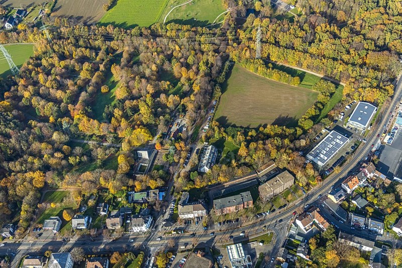 Palace gardens, Weitmar-Mark, Bochum, Ruhr area, North Rhine-Westphalia, Germany, DE, Europe, autumn colours, aerial view, aerial photograph, aerial photography, aerial photography, park, overview, bird's-eye view, forest area, birds-eyes view, green lung, overview