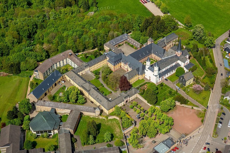 Steinfeld Monastery, monastery in Kall, Benedictine Abbey, Kall, Eifel, North Rhine-Westphalia, Germany, Europe, aerial view, birds-eyes view, aerial photography, aerial photography, overview, overview, bird's eye view