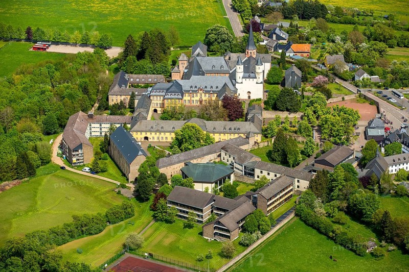 Steinfeld Monastery, monastery in Kall, Benedictine Abbey, Kall, Eifel, North Rhine-Westphalia, Germany, Europe, aerial view, birds-eyes view, aerial photography, aerial photography, overview, overview, bird's eye view
