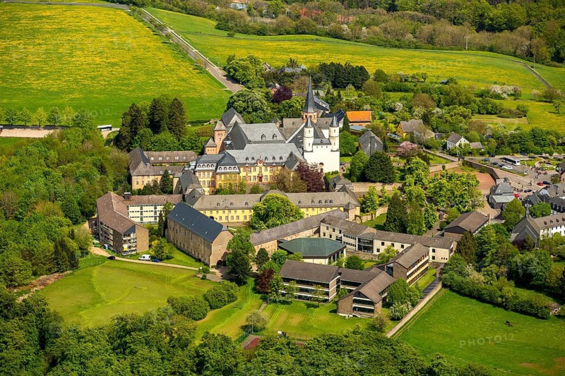 Steinfeld Monastery, monastery in Kall, Benedictine Abbey, Kall, Eifel, North Rhine-Westphalia, Germany, Europe, aerial view, birds-eyes view, aerial photography, aerial photography, overview, overview, bird's eye view