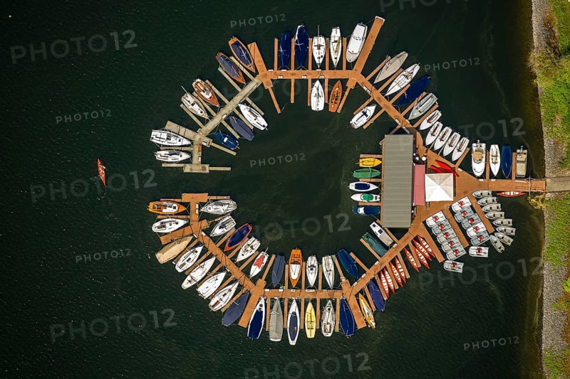 Sailing boats, sailing boat jetty near the dam wall, Rurstausee, Rurtalsperre Schwammenauel second largest reservoir in Germany, Heimbach, Eifel, North Rhine-Westphalia, Germany, Europe, aerial view, birds-eyes view, aerial photography, aerial photography, overview, bird's eye view