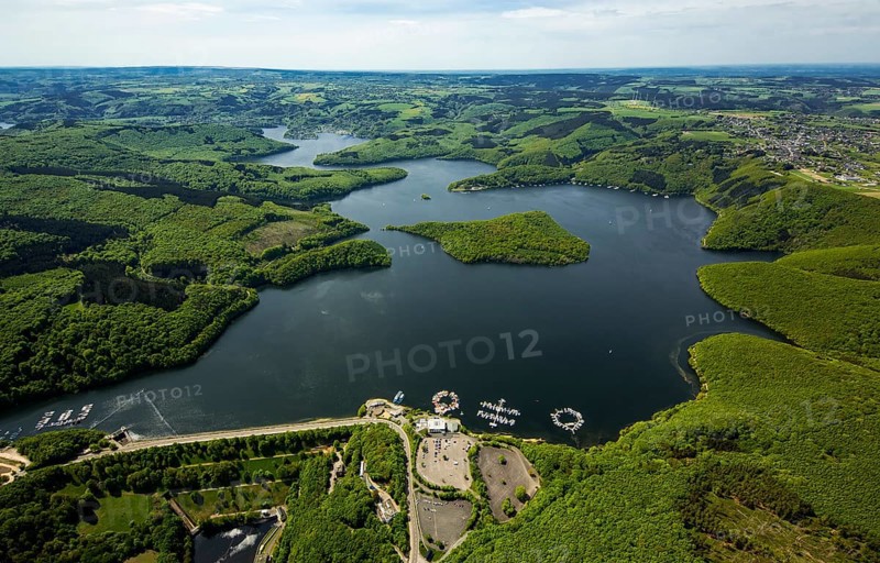 Sailing boat jetty near the dam wall, Rurstausee, Rurtalsperre Schwammenauel second largest reservoir in Germany, Heimbach, Eifel, North Rhine-Westphalia, Germany, Europe, aerial view, birds-eyes view, aerial photography, aerial photography, overview, bird's eye view