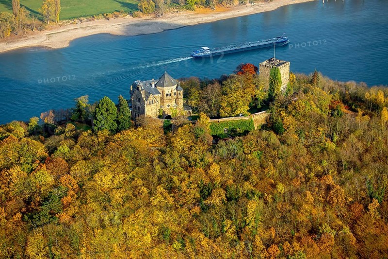 Rheineck Castle in the Rhine Valley, Rhine, autumn leaves, ship, freighter, inland navigation, gas tanker, Bad Breisig, Ahrweiler district, Rhineland-Palatinate, Germany, Europe, aerial view, birds-eyes view, aerial photography, aerial photography, overview, bird's eye view, spa town