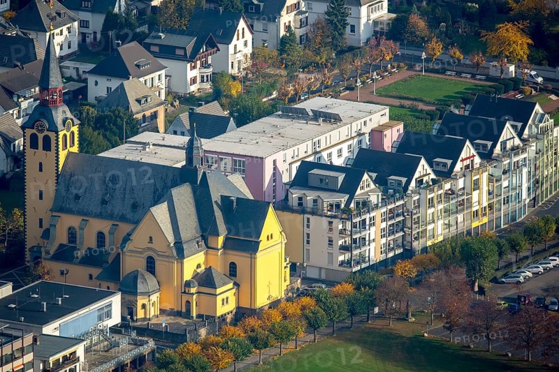 Church of St Peter and Paul Bad Hlnningen, Bad Breisig, Neuwied district, Rhineland-Palatinate, Germany, Europe, aerial view, birds-eyes view, aerial photography, aerial photography, overview, bird's eye view
