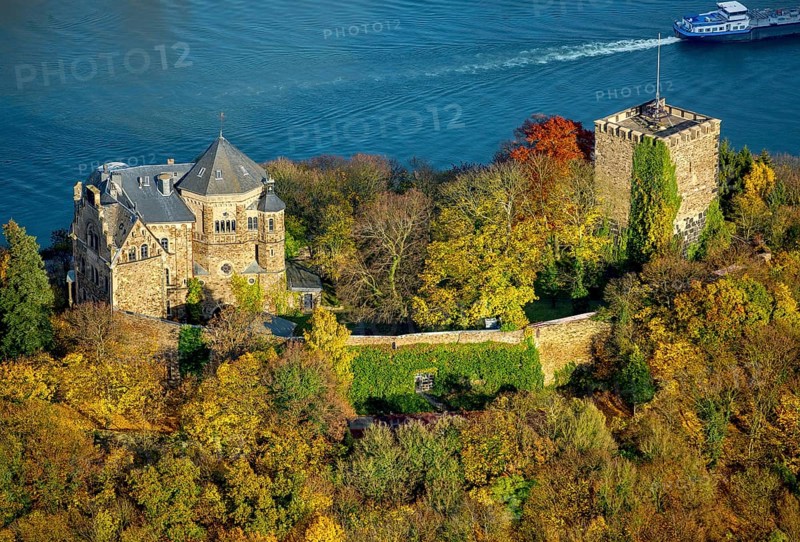 Rheineck Castle in the Rhine Valley, Rhine, autumn foliage, Bad Breisig, Ahrweiler district, Rhineland-Palatinate, Germany, Europe, aerial view, birds-eyes view, aerial photography, aerial photography, overview, bird's eye view, spa town