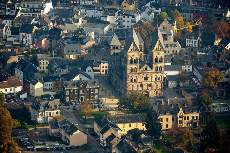 Maria Himmelfahrt, Church of Our Dear Lady - Mariendom, Dom zu Andernach, Andernach, Landkreis Mayen-Koblenz, Rhineland-Palatinate, Germany, Europe, aerial view, birds-eyes view, aerial photography, aerial photography, aerial photography, overview, bird's eye view