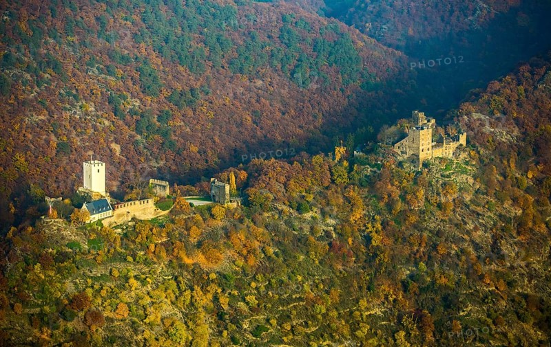 Sterrenberg Castle and Liebenstein Castle on the right, Rhine Valley, autumn foliage, right bank of the Rhine, Bad Salzig, Taunus, Rhineland-Palatinate, Germany, Boppard, Europe, aerial photo, birds-eyes view, aerial photography, aerial photography, overview, bird's eye view
