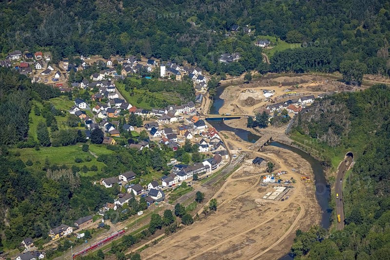 Aerial view, flood area at the river Ahr with destroyed bridges and historical sight Kreuzberg Castle in the district Kreuzberg, Altenahr, Ahr valley, Rhineland-Palatinate, Germany, Ahrbrück, Ahr flood, castle, DE, Europe, flood disaster, flood disaster, hilltop castle, century flood, aerial view, aerial photography, aerial photography, overview, bird's-eye view, overview, flooding, flooding, flood area