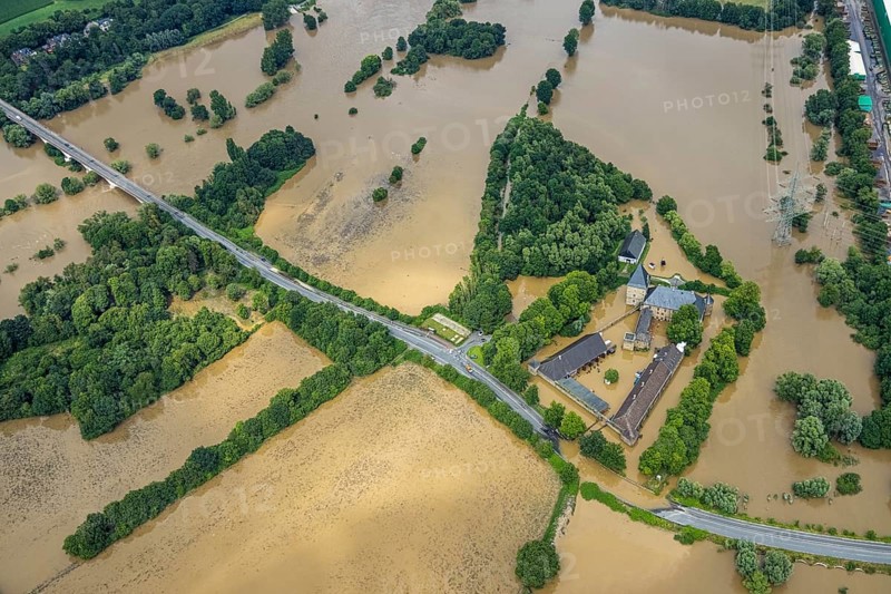 Aerial photograph, Ruhr flood, flooding, Haus Kemnade, Blankenstein, Hattingen, Ruhr area, North Rhine-Westphalia, Germany, DE, Europe, birds-eyes view, aerial photograph, aerial photography, aerial photography, overview, overview, bird's eye view, flood, century flood