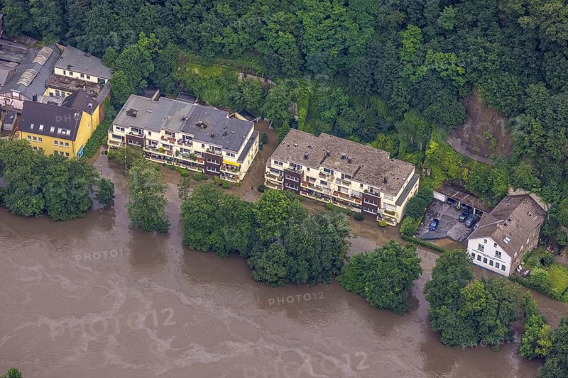 Aerial photo, Ruhr floods, floods at Laupendahler Landstraße in Essen-Werden, Werden, Essen, Ruhr area, North Rhine-Westphalia, Germany, DE, Europe, birds-eyes view, aerial photo, aerial photography, aerial photography, overview, overview, bird's eye view, flood, flood of the century, flooding
