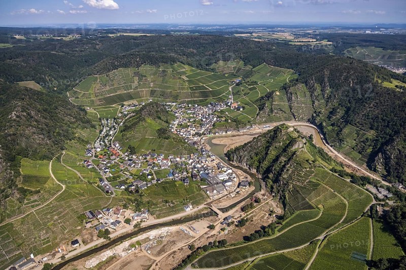 Aerial view, flood area at the river Ahr in the district Mayschoß in Altenahr, Mayschoß, Ahr valley, Rhineland-Palatinate, Germany, Ahr flood, Ahrschleife, Altenahr, DE, Europe, flood disaster, flood disaster of the century, aerial photograph, aerial photography, aerial photography, overview, bird's eye view, vineyards, birds-eyes view, overview, flooding, flood area