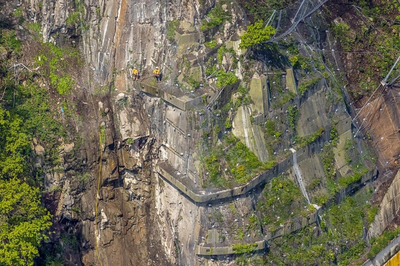 Aerial photo, rockfall protection fences and construction work on the closed cycle path and hiking trail at Lake Harkort, workers on the slope, weather, Ruhr area, North Rhine-Westphalia, Germany, DE, Europe, rockfall nets, rockfall protection fences, aerial photo, aerial photography, aerial photography, rockfall nets, overview, bird's eye view, birds-eyes view, overview