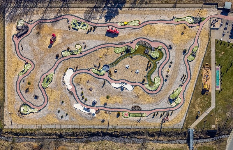 Miniature golf course AdventureGolf Winterberg Hildfeld, Grönebach, Winterberg, Sauerland, North Rhine-Westphalia, Germany, DE, Europe, aerial view, aerial photography, aerial photography, miniature golf course, pandemic lockdown, snow remains, sport, overview, bird's eye view, winter, birds-eyes view, overview
