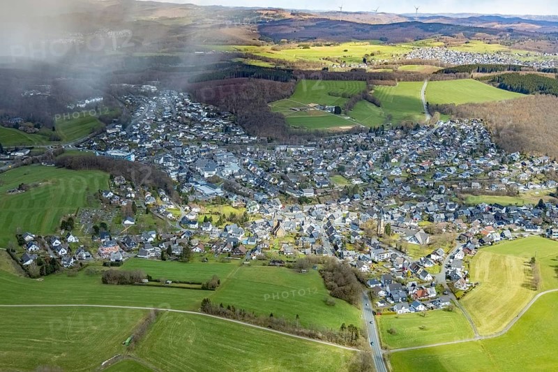 Aerial view, local view, catholic St. Martin church in Wilnsdorf and Protestant church - Protestant parish Rödgen, Siegerland, North Rhine-Westphalia, Germany, place of worship, DE, Europe, religious community, place of worship, holy place, church, parish, denomination, district Siegen-Wittgenstein, aerial view, aerial photography, aerial photography, religion, religious site, overview, bird's-eye view, Wilnsdorf, birds-eyes view, overview
