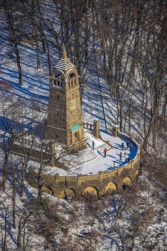 Aerial view, Berger monument on the Hohenstein, Witten, Ruhr area, North Rhine-Westphalia, Germany, viewpoint, observation tower, DE, Europe, aerial view, aerial photography, aerial photography, snow, tower, overview, bird's eye view, winter, winter onset, birds-eyes view, overview