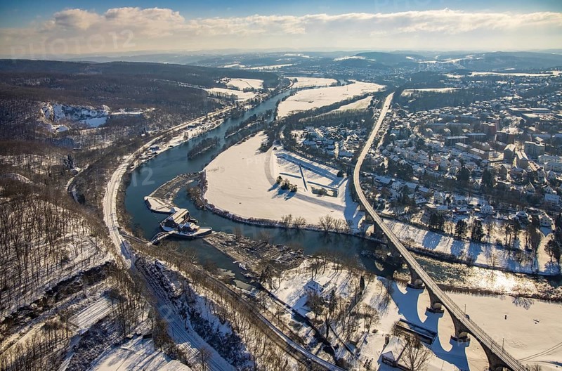 Aerial view, Ruhr river, Ruhr viaduct Witten, Hohenstein hydroelectric power station, Witten, Ruhr area, North Rhine-Westphalia, Germany, bridge, DE, railway bridge, Europe, hilly landscape, aerial view, aerial photography, aerial photography, snow, sight, overview, bird's eye view, winter, winterfall, birds-eyes view, overview