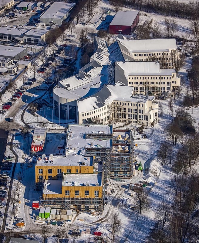 Aerial view, University of Witten / Herdecke, Annen, new campus extension in timber construction, Witten, Ruhr area, North Rhine-Westphalia, Germany, Alfred-Herrhausen-Straße, education, educational institution, DE, Europe, university, aerial view, aerial photography, aerial photography, snow, overview, university, bird's eye view, winter, onset of winter, birds-eyes view, overview