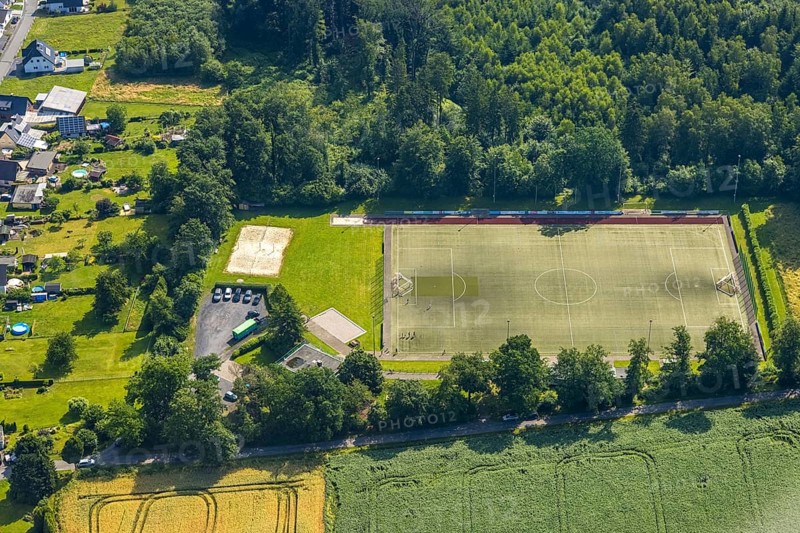 Aerial view, sports field TUS Echthausen, Echthausen, Wickede, Sauerland, North Rhine-Westphalia, Germany, DE, Europe, football field, football stadium, football club, aerial view, aerial photography, aerial photography, sports, sports facilities, sports field, sports facility, stadium, overview, bird's-eye view, overview