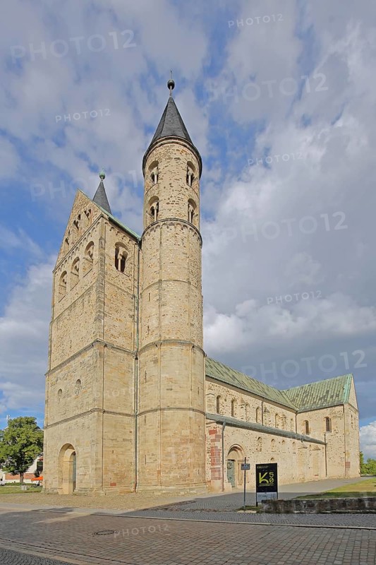 Romanesque Monastery of Our Lady with twin towers and art museum, Magdeburg, Romanesque Road, Saxony-Anhalt, Germany