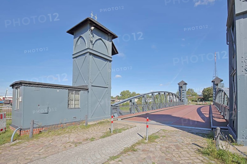 Railway lift bridge built in 1893 today's bicycle bridge, lift bridge, railway bridge, commercial harbour, Magdeburg, Saxony-Anhalt, Germany