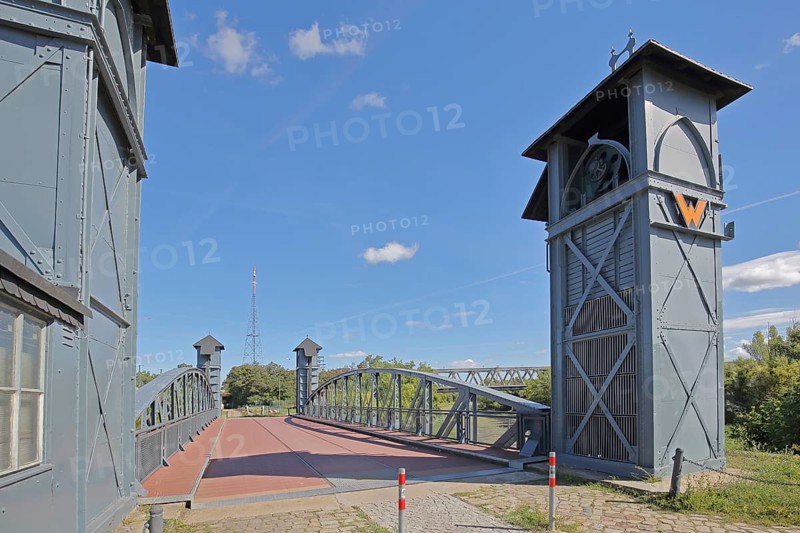 Railway lift bridge built in 1893 today's bicycle bridge, lift bridge, railway bridge, commercial harbour, Magdeburg, Saxony-Anhalt, Germany