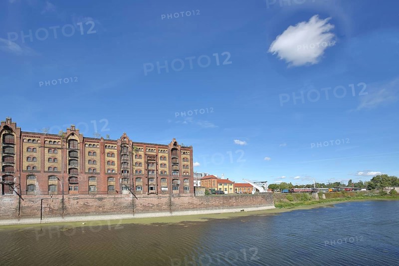 Old factory site, commercial harbour, Magdeburg, Saxony-Anhalt, Germany