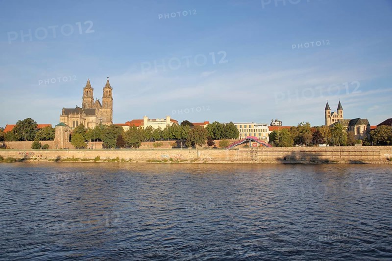 Cityscape with Gothic cathedral, city wall with defence defence tower Kiek in de Köken and Romanesque monastery Unser Lieben Frauen, church towers, banks of the Elbe, Elbe, Magdeburg Cathedral, St. Katharina, Magdeburg, Saxony-Anhalt, Germany